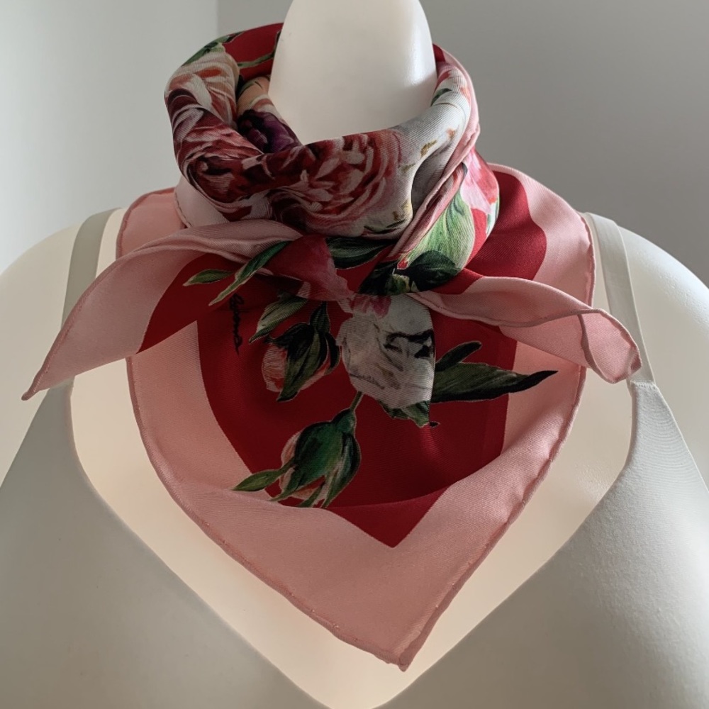 Silk Scarf, Floral print - D&G Fabric